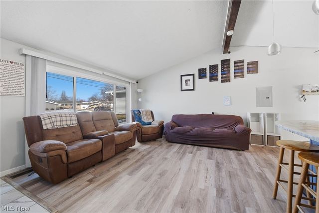 9185 Milford Drive, Northfield, OH 44067