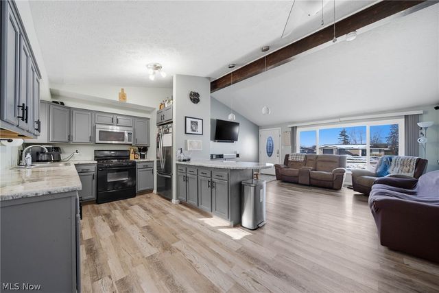 9185 Milford Drive, Northfield, OH 44067