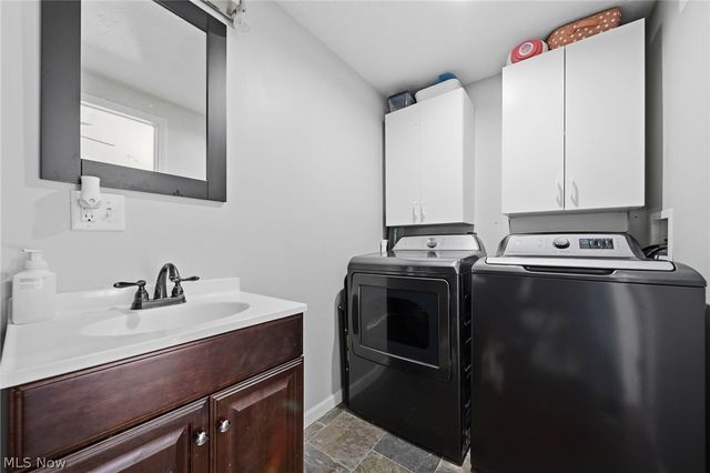 9185 Milford Drive, Northfield, OH 44067