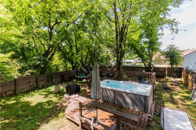 304 Phillips Street, Berryville, AR 72616