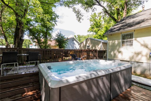 304 Phillips Street, Berryville, AR 72616