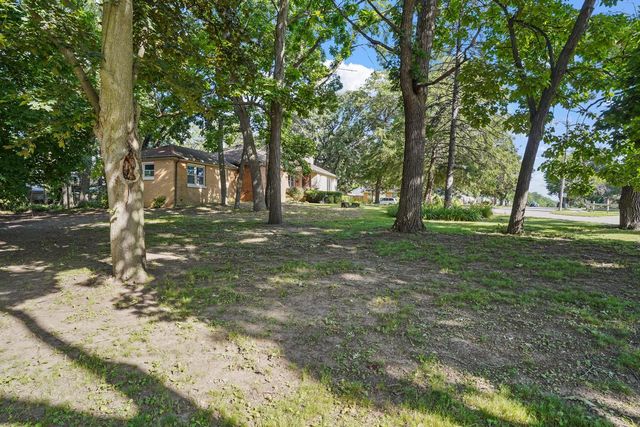 6502 46th AVENUE, Kenosha, WI 53142