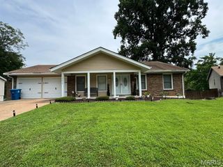 12632 Treeyard Lane, St Louis, MO 63138
