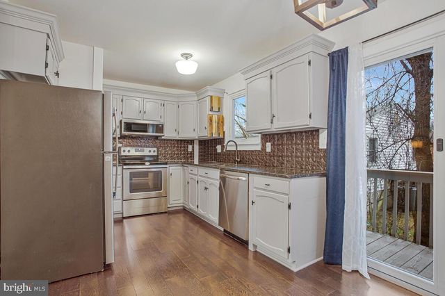 7759 GLEN AVE, Pasadena, MD 21122