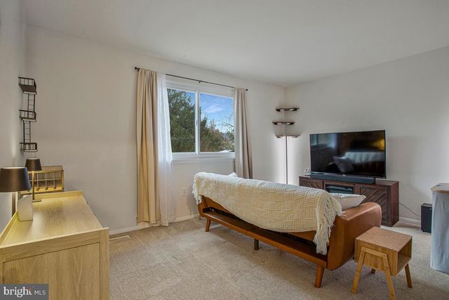 7759 GLEN AVE, Pasadena, MD 21122