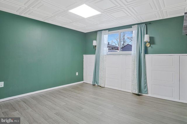 7759 GLEN AVE, Pasadena, MD 21122