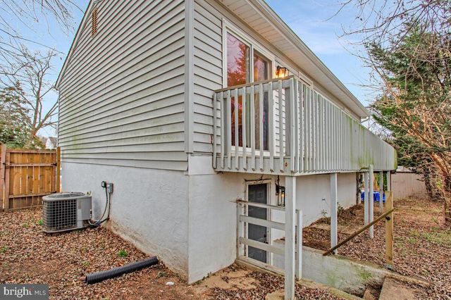 7759 GLEN AVE, Pasadena, MD 21122