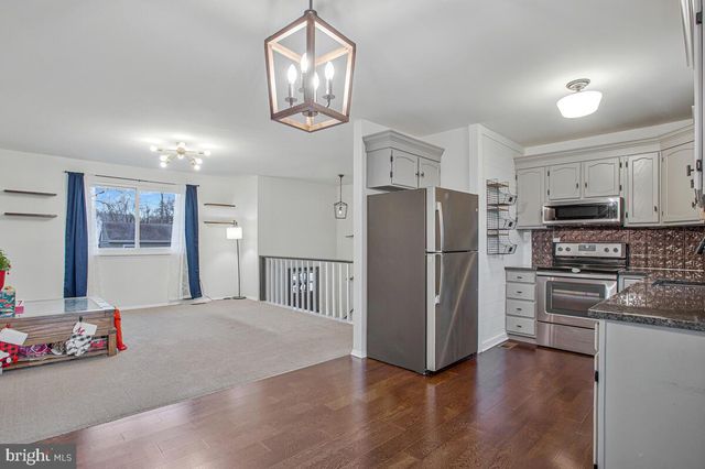 7759 GLEN AVE, Pasadena, MD 21122