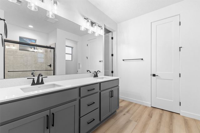 77 Cadena Loop, White Rock, NM 87547