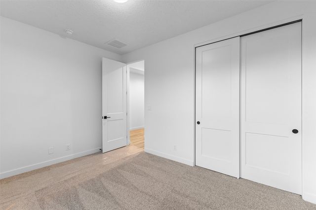 77 Cadena Loop, White Rock, NM 87547