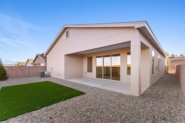 77 Cadena Loop, White Rock, NM 87547