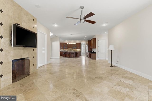 43589 EDISON CLUB CT, Ashburn, VA 20147