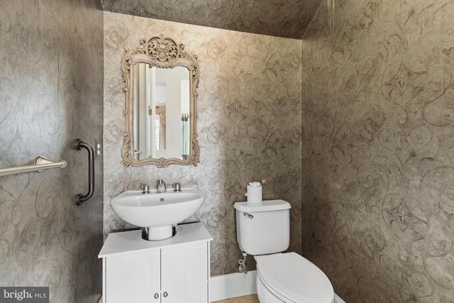 43589 EDISON CLUB CT, Ashburn, VA 20147