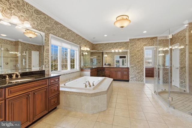 43589 EDISON CLUB CT, Ashburn, VA 20147