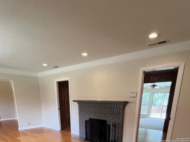 117 Bryker, Terrell Hills, TX 78209