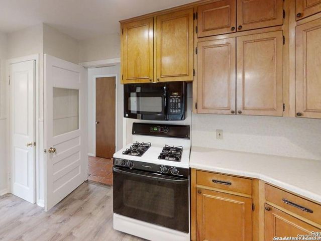 117 Bryker, Terrell Hills, TX 78209