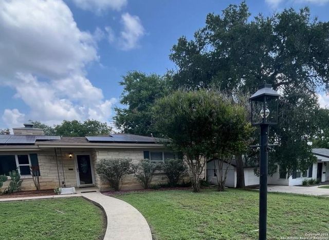 117 Bryker, Terrell Hills, TX 78209