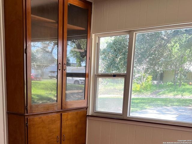 117 Bryker, Terrell Hills, TX 78209