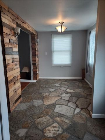 1001 Short St, Ambridge, PA 15003