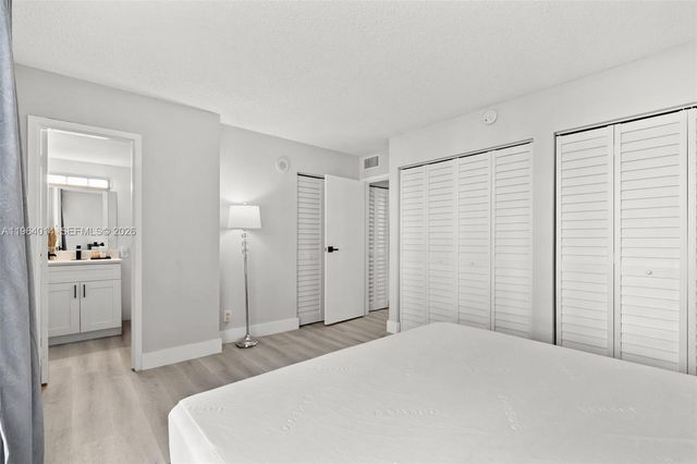 17011 N Bay Rd 101, Sunny Isles Beach, FL 33160