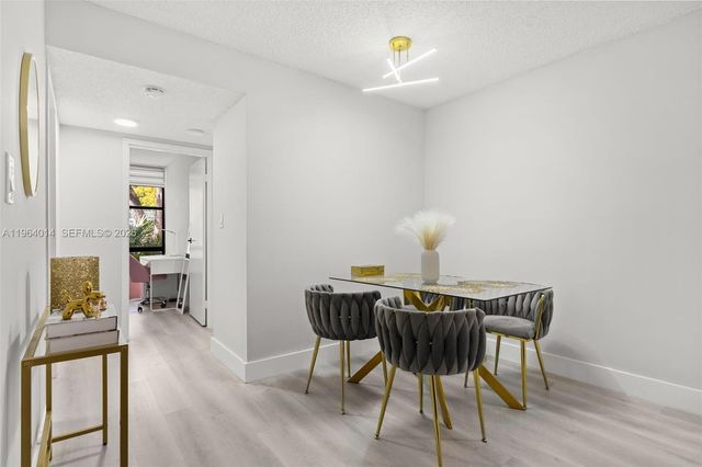 17011 N Bay Rd 101, Sunny Isles Beach, FL 33160