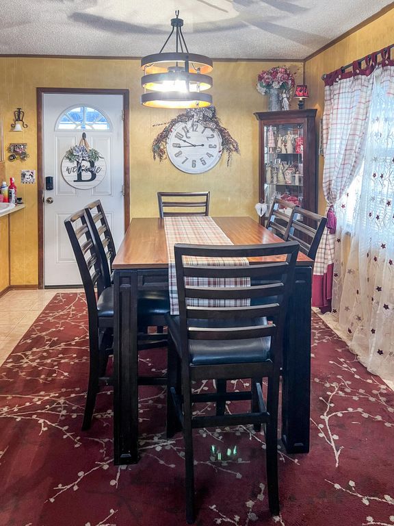 Image 3 of property listing at 1100 N Ohio Avenue, Big Lake, TX 76932
