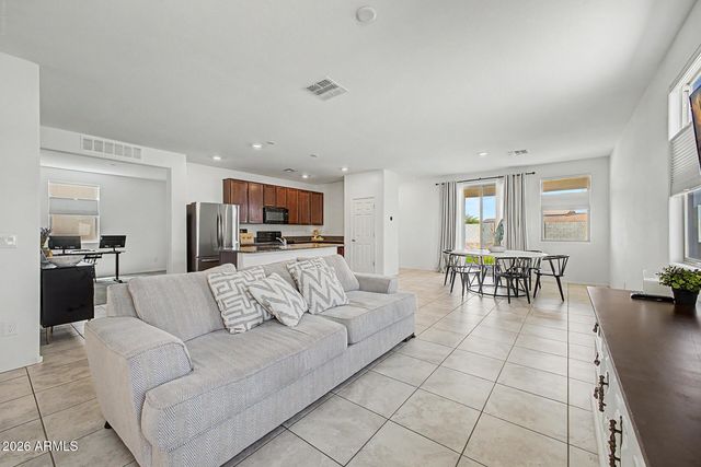 212 N 15TH Street, Coolidge, AZ 85128