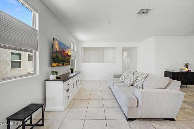 212 N 15TH Street, Coolidge, AZ 85128