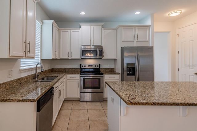5278 DOVE TREE ST, Orlando, FL 32811
