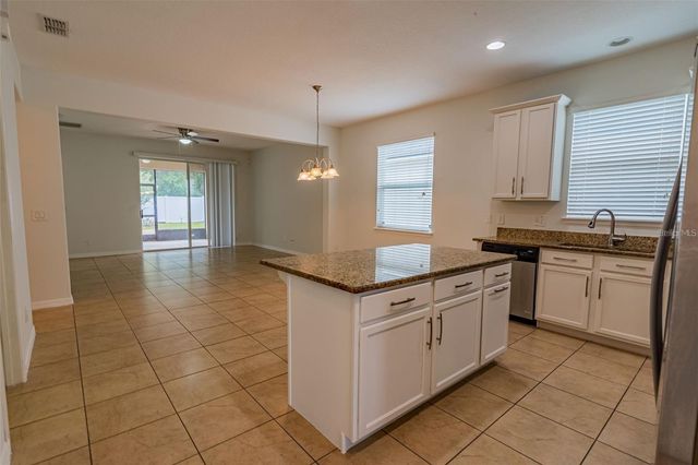 5278 DOVE TREE ST, Orlando, FL 32811