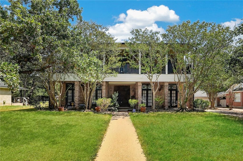 2349 West Briargate Drive, Bryan, TX 77802 — exterior