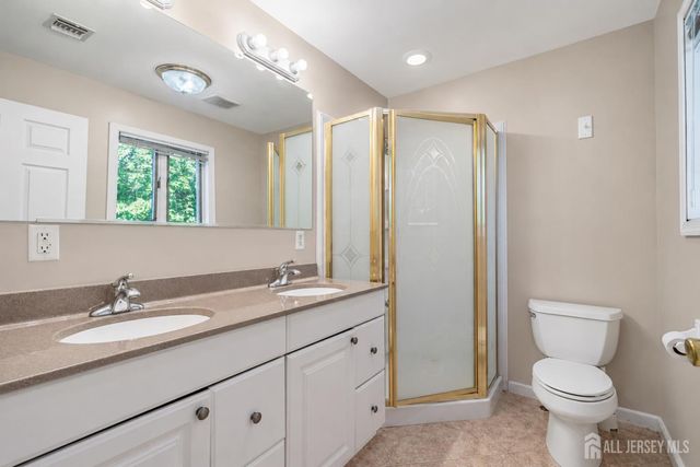 24 Winthrop Road, Edison, NJ 08817