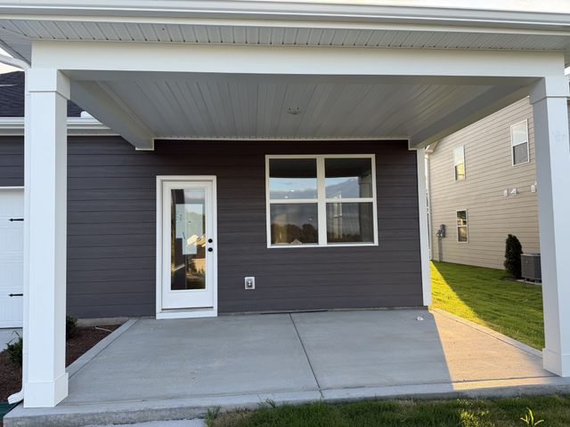 4021 Red Hawk Road, Columbia, TN 38401