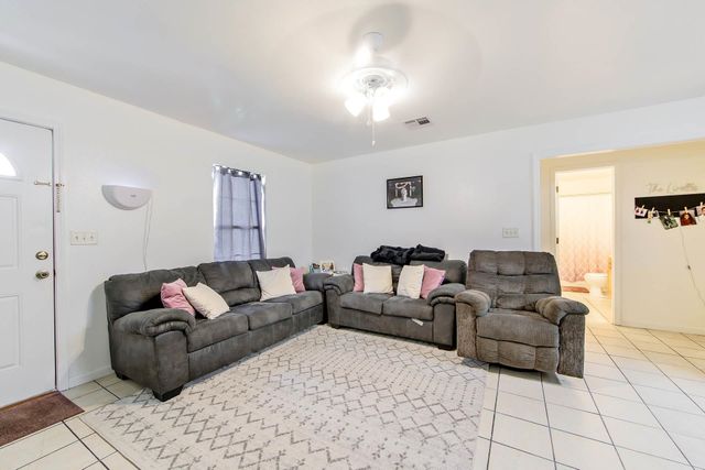 436 A&B Aragon Road, Montegut, LA 70377