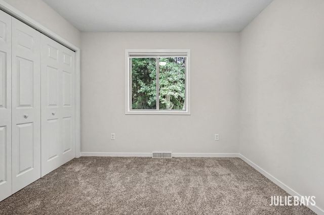 6631 Runway Court SW, Byron Center, MI 49315