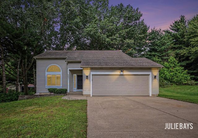 6631 Runway Court SW, Byron Center, MI 49315