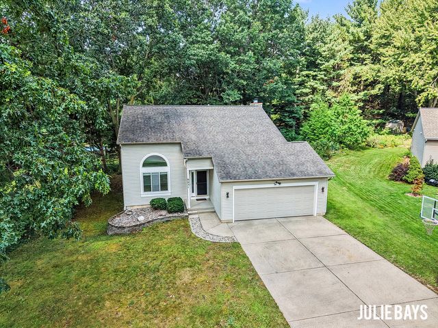 6631 Runway Court SW, Byron Center, MI 49315