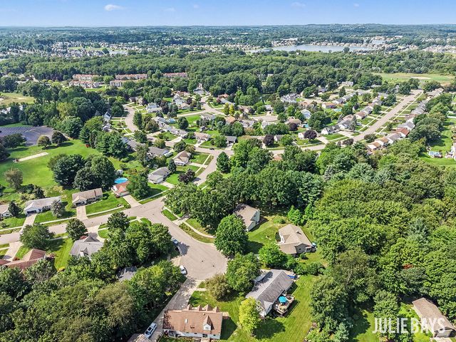 6631 Runway Court SW, Byron Center, MI 49315
