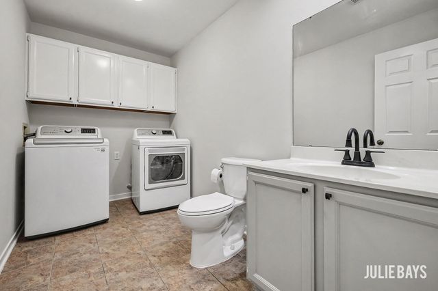 6631 Runway Court SW, Byron Center, MI 49315