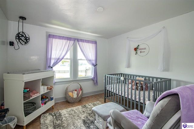 2425 Cave Hill Road, Munfordville, KY 42765