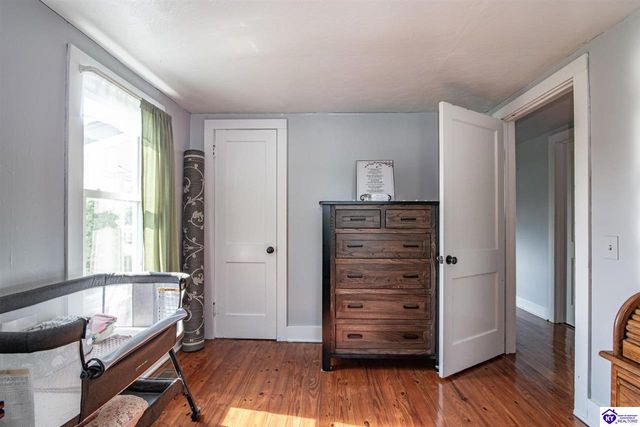 2425 Cave Hill Road, Munfordville, KY 42765