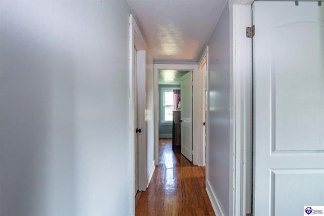 2425 Cave Hill Road, Munfordville, KY 42765