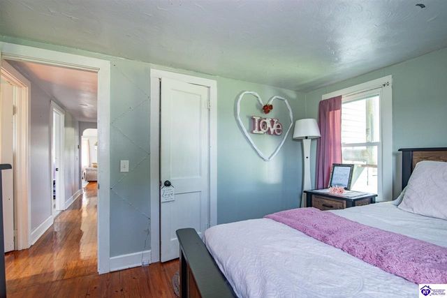 2425 Cave Hill Road, Munfordville, KY 42765