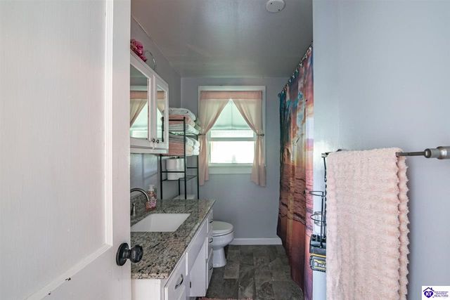 2425 Cave Hill Road, Munfordville, KY 42765