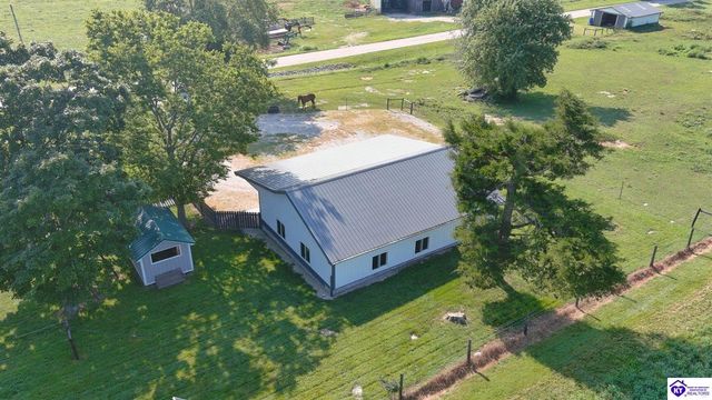 2425 Cave Hill Road, Munfordville, KY 42765