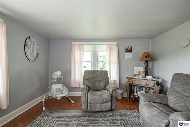 2425 Cave Hill Road, Munfordville, KY 42765