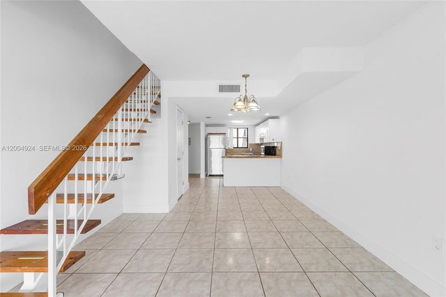 5580 W 26th Ct 209, Hialeah, FL 33016