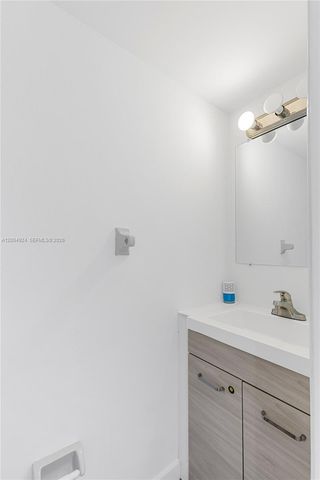 5580 W 26th Ct 209, Hialeah, FL 33016