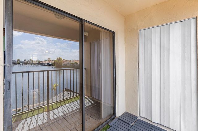 5580 W 26th Ct 209, Hialeah, FL 33016