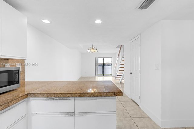 5580 W 26th Ct 209, Hialeah, FL 33016